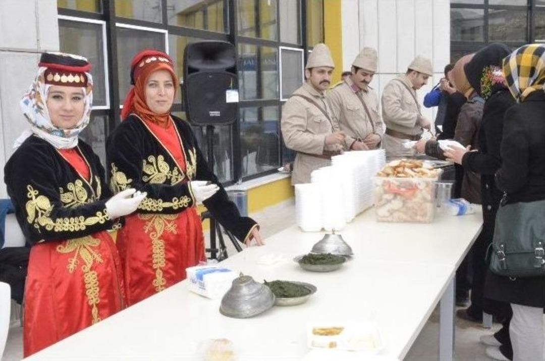 &Ccedil;ankırı Karatekin &Uuml;niversitesi Ecdat Yemeği Dağıttı