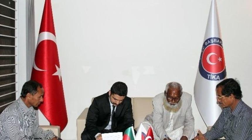 Bangladeş&rsquo;te Mehmet Akif Ersoy Eğitim Binasının İnşasına Başlandı
