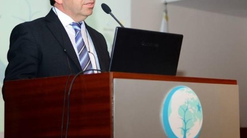 &Ccedil;anakkale Zaferi&rsquo;nin 100. Yıl D&ouml;n&uuml;m&uuml;nde Esog&uuml; Eğitim Fak&uuml;ltesi&rsquo;nde Konferans D&uuml;zenlendi