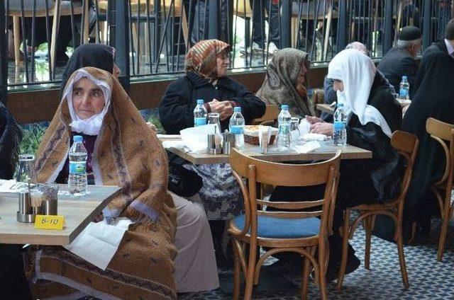 “yaşlılıkta Mutlu Yaşam” Projesiyle Sinemayla Tanıştılar