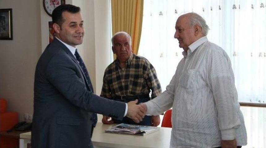 Başkan Y&uuml;cel, Huzurevi Sakinlerini Ziyaret Etti