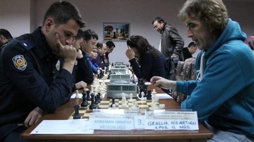 Karaman&rsquo;da Kurumlararası Satran&ccedil; Turnuvası
