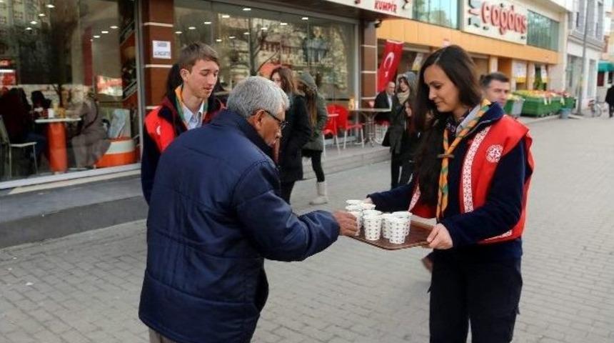 B&uuml;y&uuml;kşehir&rsquo;den Anlamlı İkram