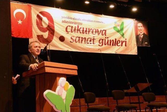 Yaşar Kemal'a Çukurova Ödülü Verildi