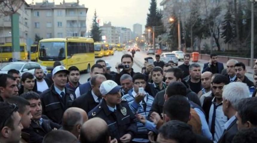 Gaziantep&rsquo;Te Minib&uuml;s&ccedil;&uuml;ler Eylem Yaptı