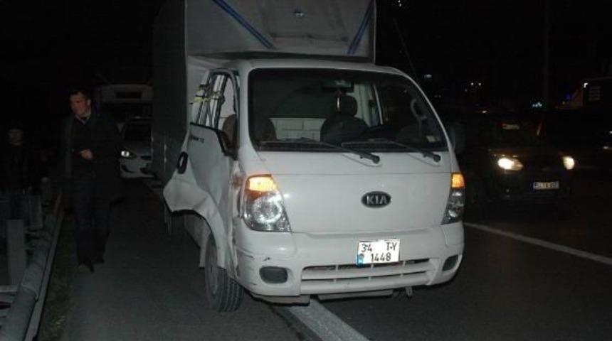 &Ouml;l&uuml;m, Motosikletli Genci Emniyet Şeridinde Yakaladı