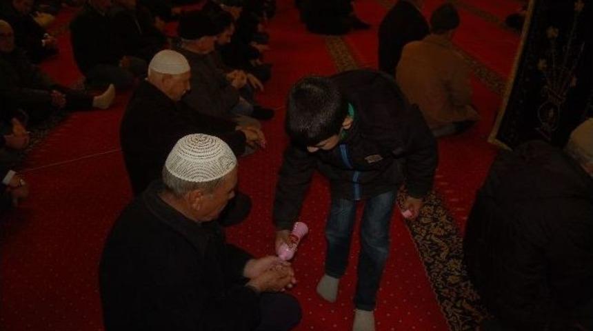 &Ccedil;anakkale Şehitlerine Mevlid-i Şerif Okutuldu