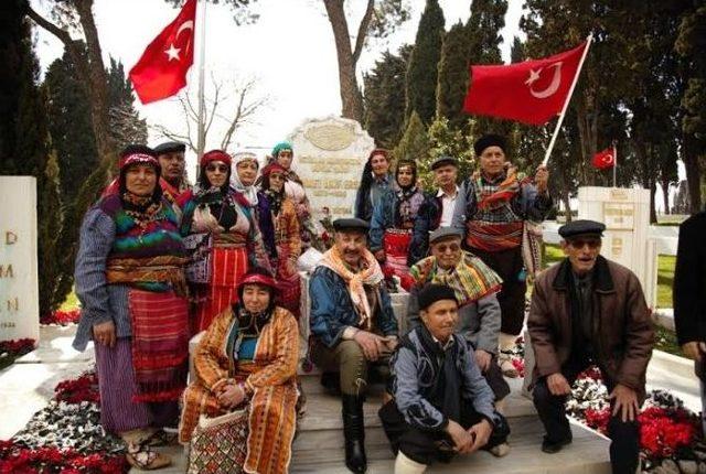 Mehmet Akif Ersoy Mezarı Başında Anıldı