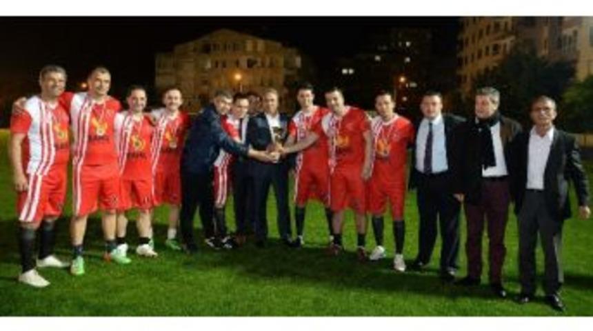 Basıng&uuml;c&uuml; Şampiyon