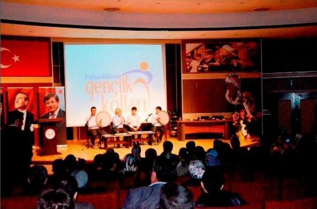 Paland&ouml;ken Gen&ccedil;lik Kolları &Ccedil;anakkale Şehitlerini Andı&hellip;