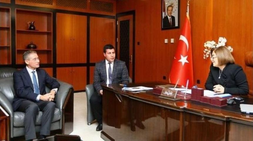 Fatma Şahin, Suriyelileri Anlattı