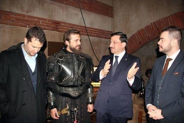 Başkan Ak, Osmanlı&rsquo;nın Dirilişine Konuk Oldu 1