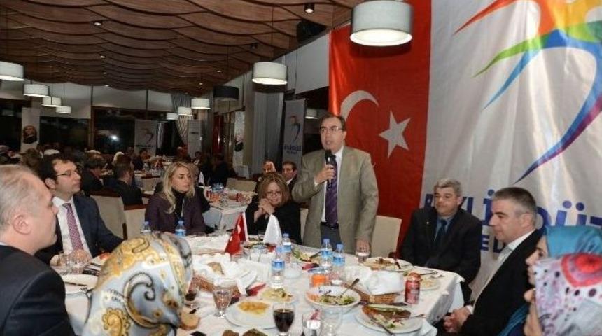 Beylikd&uuml;z&uuml;, &Ccedil;anakkale Şehitlerini Andı