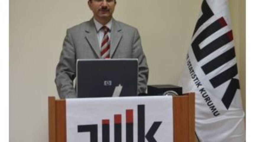 Yaşlıların Yarısı Okur Yazar Değil