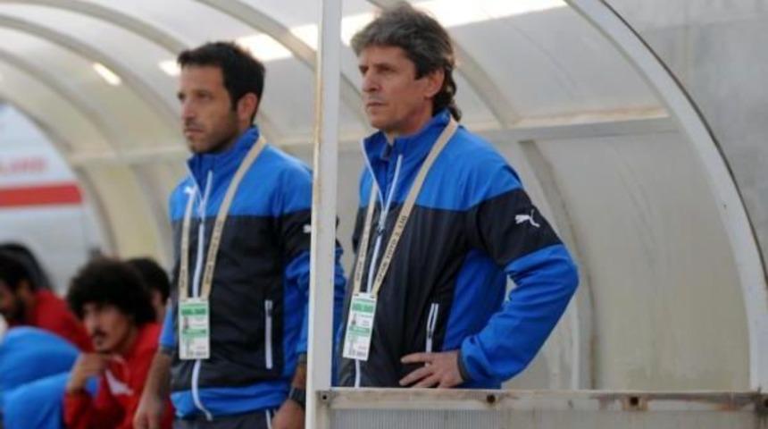 Bal&ccedil;ova Yaşamspor'da Futbolcular Istedi &Ccedil;etindağ D&ouml;nd&uuml;