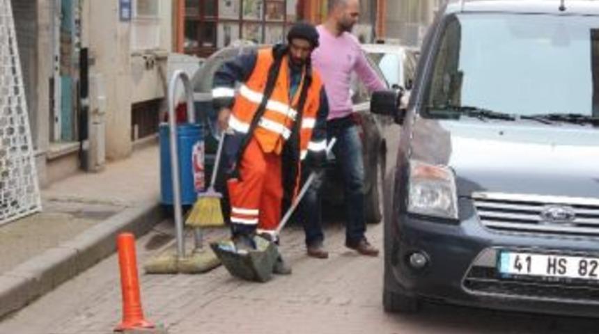 Temizliğe Ara&ccedil; Parkı Engeli