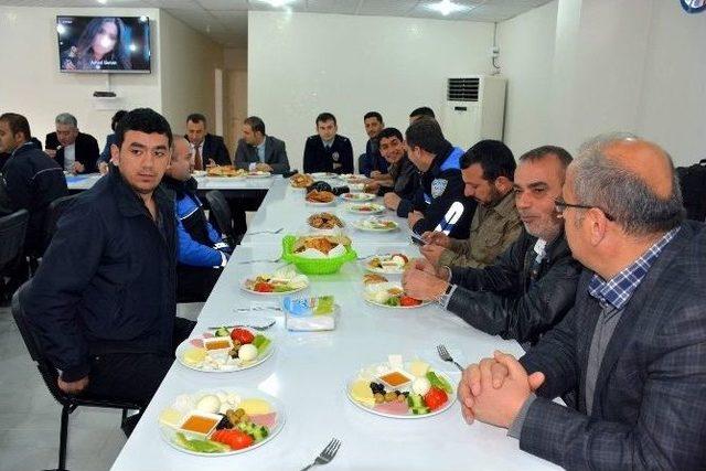 Siverek Emniyet Müdürü Basın Mensupları İle Kahvaltıda Buluştu