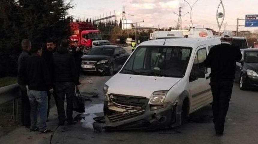 Sakarya&rsquo;da Trafik Kazası: 1 Yaralı