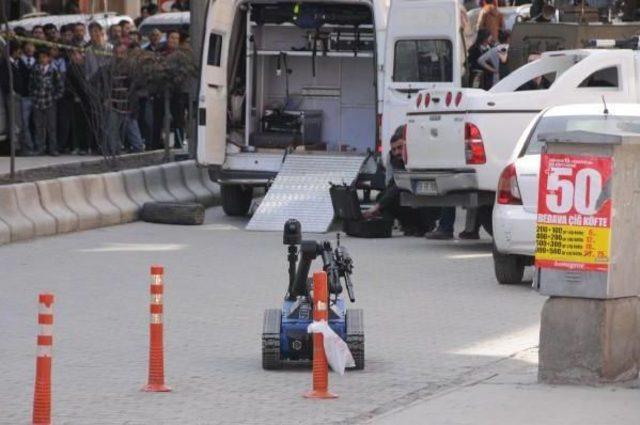 Hakkari'de Şüpheli Paket Paniği