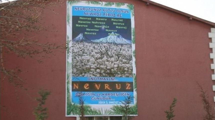 Emniyetten Türkçe Ve Kürtçe Nevruz Pankartı