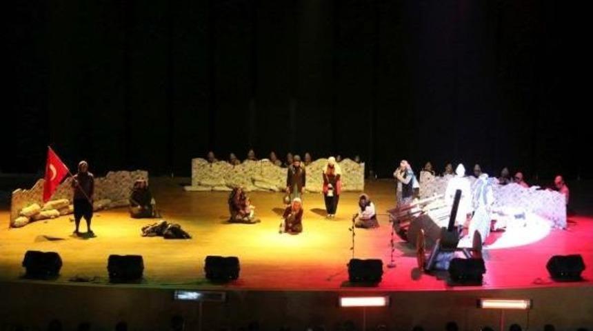 &Ccedil;anakkale Zaferi, &Uuml;niversitede Kutlandı