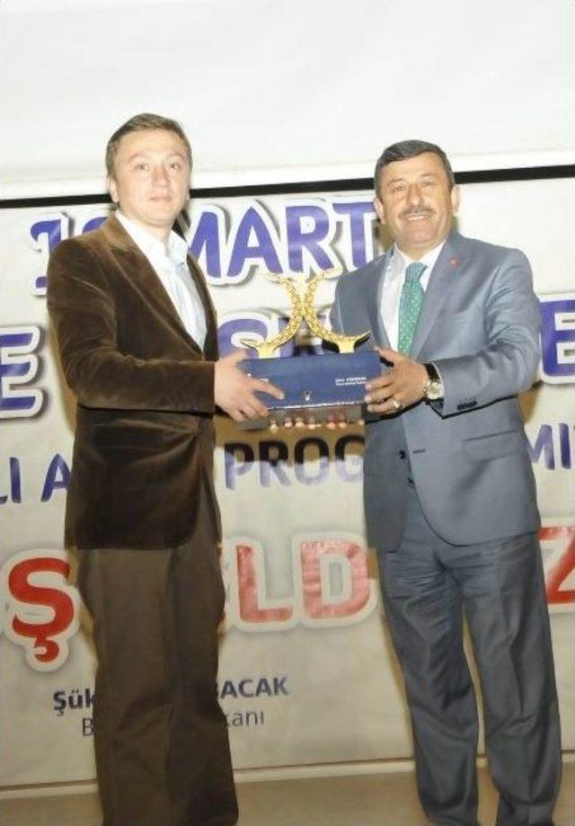 Darıca Belediyesi Şanlı Zaferi Kutladı