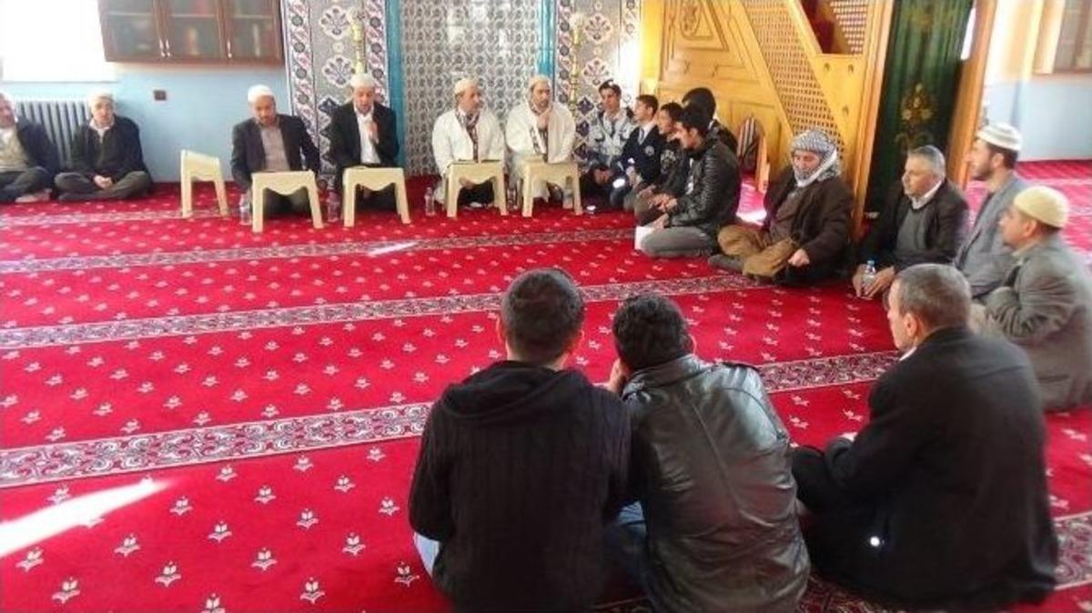 Şehitler İ&ccedil;in K&uuml;rt&ccedil;e Mevlit