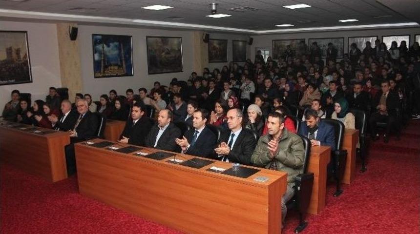 Sakal: &ldquo;&ccedil;anakkale&rsquo;de Şehit Sayısı 256 Bin Değil, 78 Bin&rdquo;