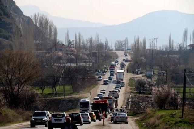 Burdur'da Kaza: 5 Yaralı