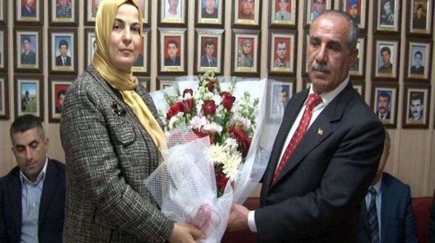 Ak Parti&rsquo;den, &Ouml;nce Vatan Şehit Ve Gazi Aileleri Derneği&rsquo;ne Ziyaret