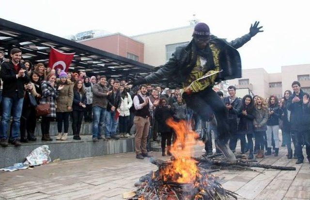 Omü’lü Öğrenciler Nevruzu Erken Kutladı