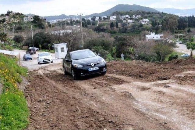 Bodrum'da Tarihi Mezarların Kapatılmasına Bir Tepki De Kent Konseyi'nden