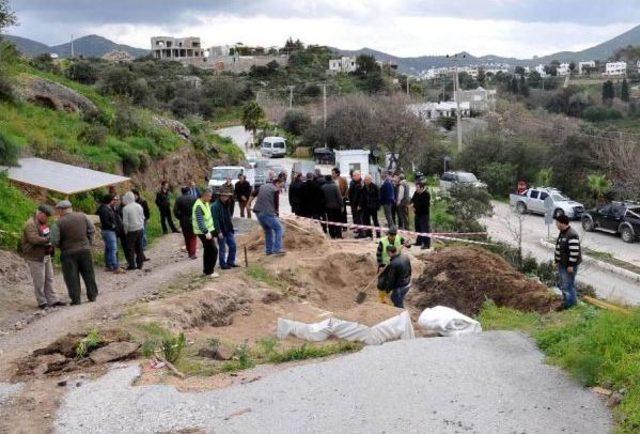 Bodrum'da Tarihi Mezarların Kapatılmasına Bir Tepki De Kent Konseyi'nden