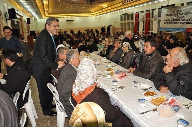 Nazilli Kaymakamlığı Şehit Ve Gazi Yakınlarına Yemek Verdi