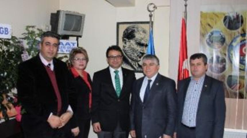 Ak Parti Aday Adayı Şakır, Ziraat Odası&rsquo;nı Ziyaret Etti