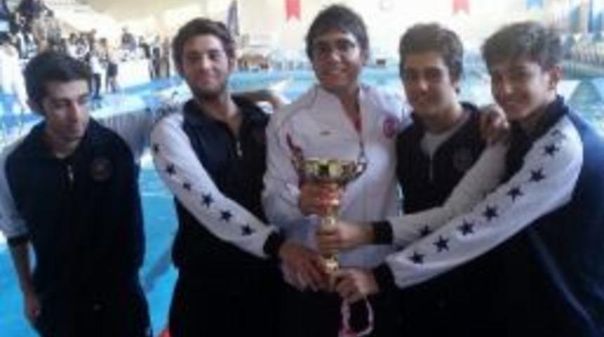 Gkv Gen&ccedil; Erkekler Y&uuml;zme Takımı Gaziantep Şampiyonu