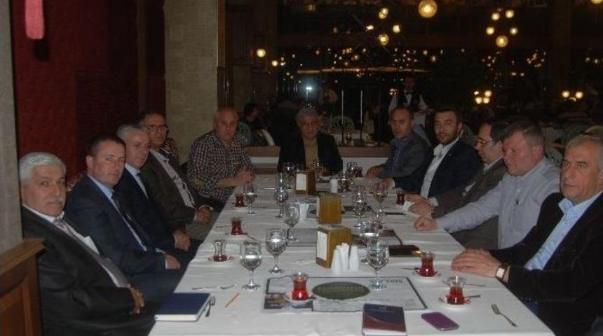 Uluslararası Vizyon &Uuml;niversitesi T&uuml;rkiye&rsquo;den &Ouml;ğrencileri Bekliyor