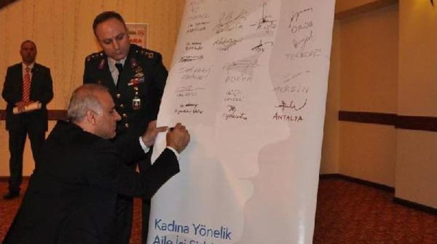 Elazığ Valisi Zorluoğlu: Kadına Y&ouml;nelik Şiddet En Fazla Aile I&ccedil;inde