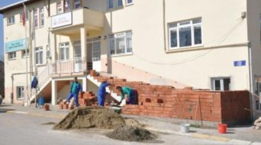 Kartepe&rsquo;de Engeller Aşılıyor