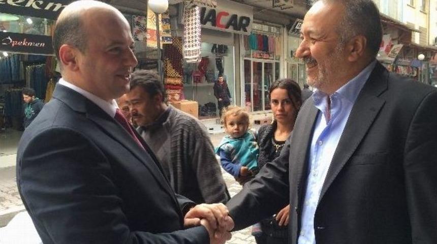 Vekil Adayı Gibi &Ccedil;alışan Veli Kıyak&rsquo;ı Hemşehrileri Bağrına Bastı