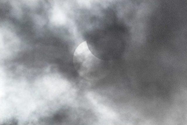 Güneş Tutulması İstanbul’dan Böyle İzlendi