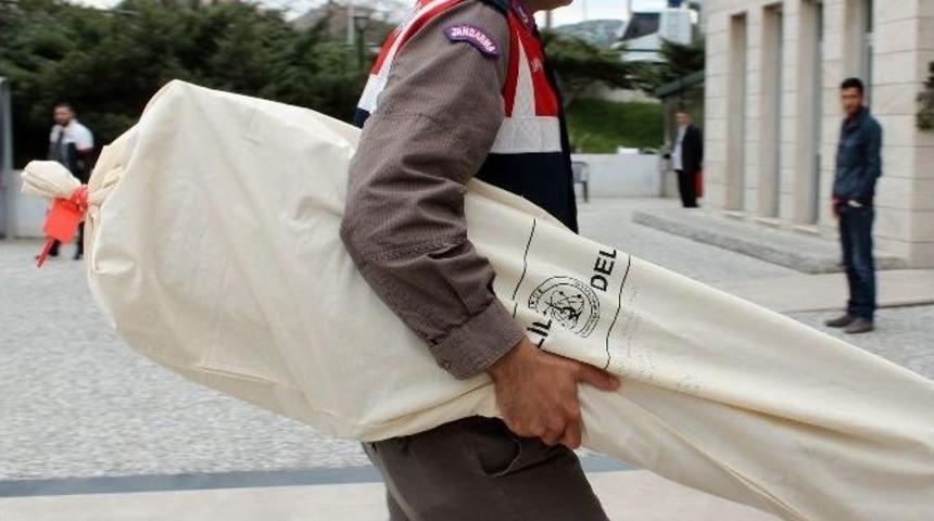 Oğlu Yerine Babasını Vurdu