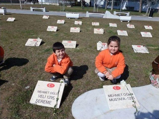 Minik Öğrencilerden Atalarına Ziyaret