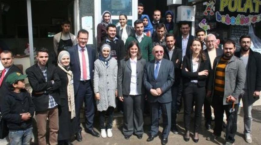 Alman Bakan'dan Kilis'te Suriyeli Sığınmacılara Ziyaret