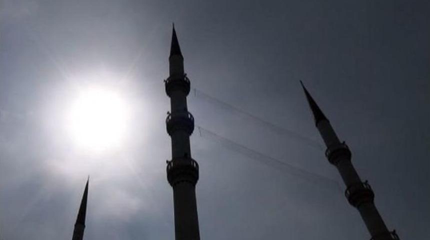 G&uuml;neş Tutulmasında K&uuml;suf Namazı