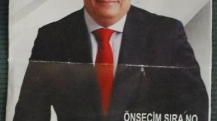 Chp'li Vekil Adayının Otomobili Trakt&ouml;re &Ccedil;arptı: 1 &Ouml;l&uuml;, 2 Yaralı