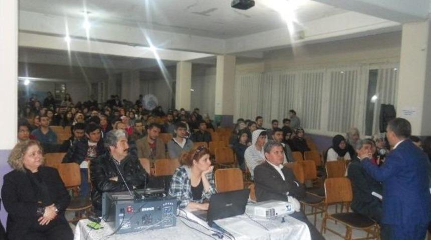 &Ouml;ğrenci Yurdunda &Ccedil;anakkale Zaferi Kutlandı