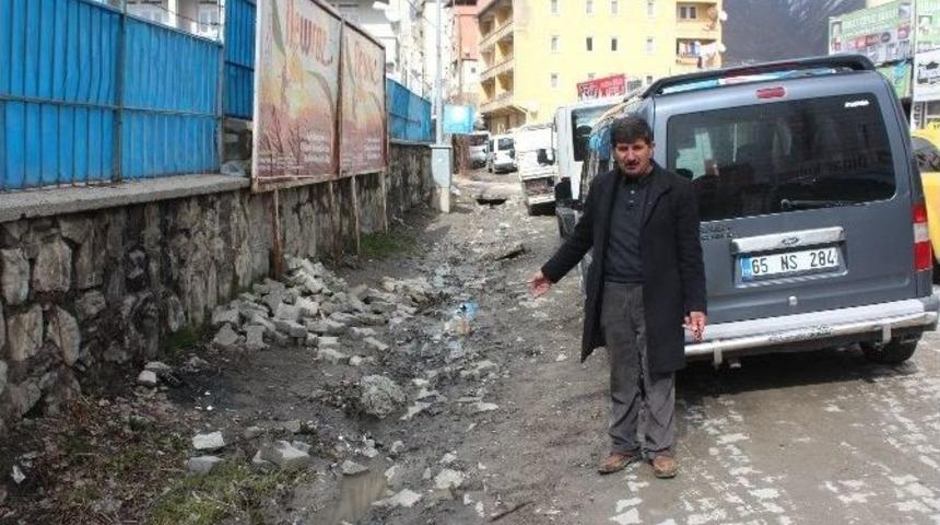 &Ccedil;amur Deryasını Andıran Su Kanalı