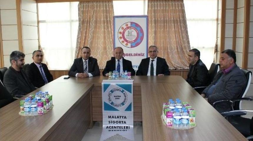 Kadak&rsquo;tan Masiad&rsquo;aziyaret