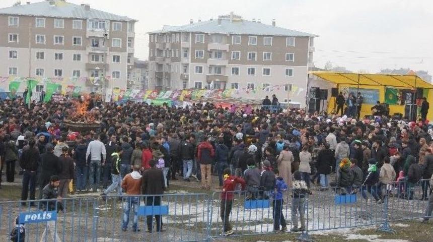 Nevruz, Erzurum&rsquo;da Olaysız Kutlandı